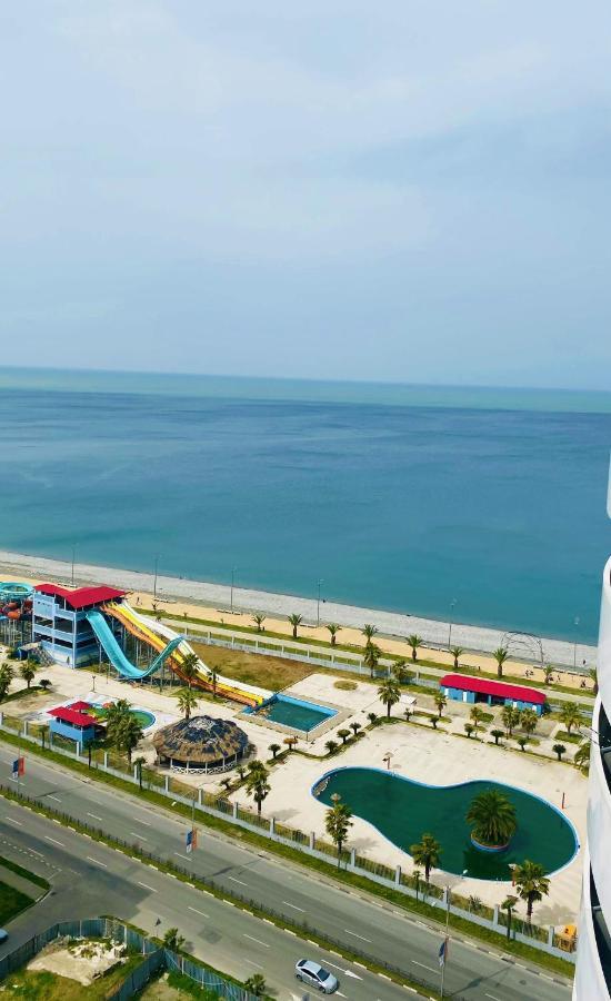 Sea View Studio Apartment In Orbi Residence 바투미 외부 사진