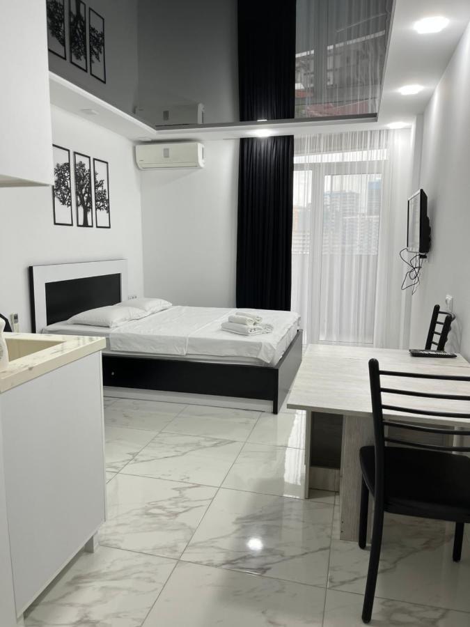 Sea View Studio Apartment In Orbi Residence 바투미 외부 사진